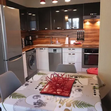 Le Cernuschi Rdc Apartment